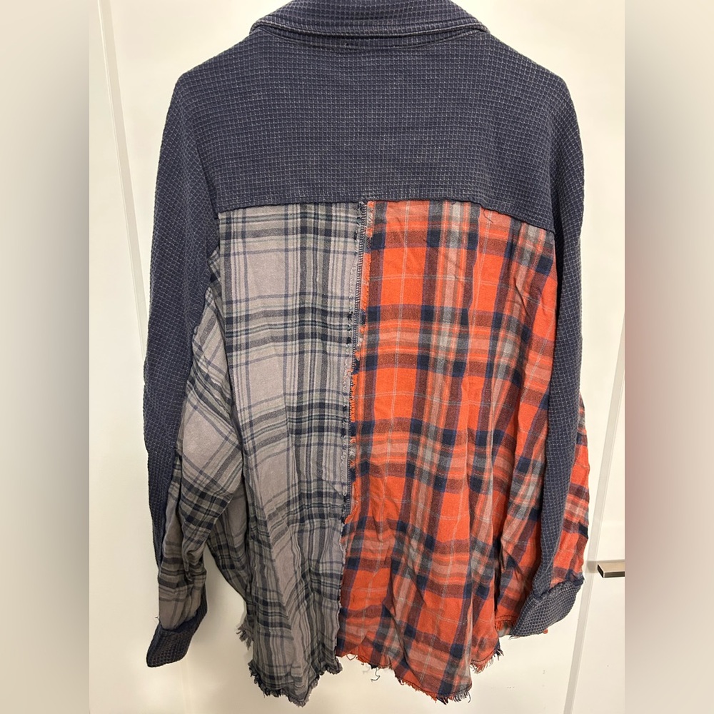 Oli & Hali Multi-Flannel Top - Picture 10 of 10